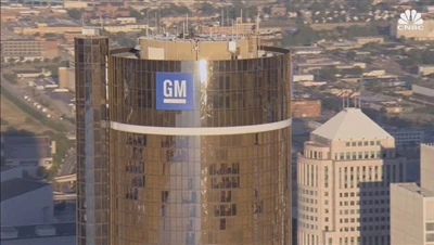 General Motors hefur tilkynnt að það muni tímabundið stöðva framleiðslu á ske...