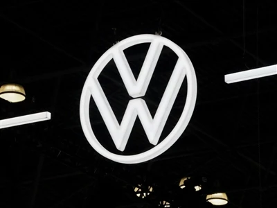 Þýska ríki skuldbinda sig til að koma í veg fyrir lokun Volkswagen verksmiðja