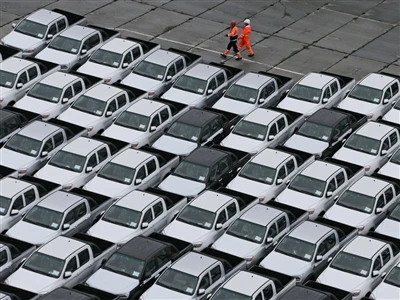 Bílaheildsala á Indlandi á þriðja ársfjórðungi dregst saman um 1,8% milli ára