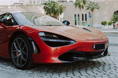 Fjárfestingarfyrirtækið Abu Dhabi kaupir McLaren