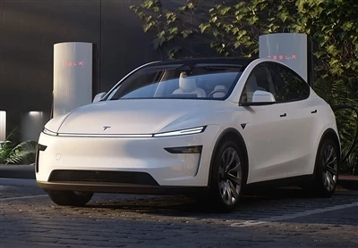 Tesla Model Y endurnýjuð útgáfa sem sett var af stað með upphafsverði $ 36.890